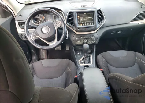 2016 Jeep Cherokee Latitude z USA, uszkodzony, nr VIN 1C4PJMCS9GW215609